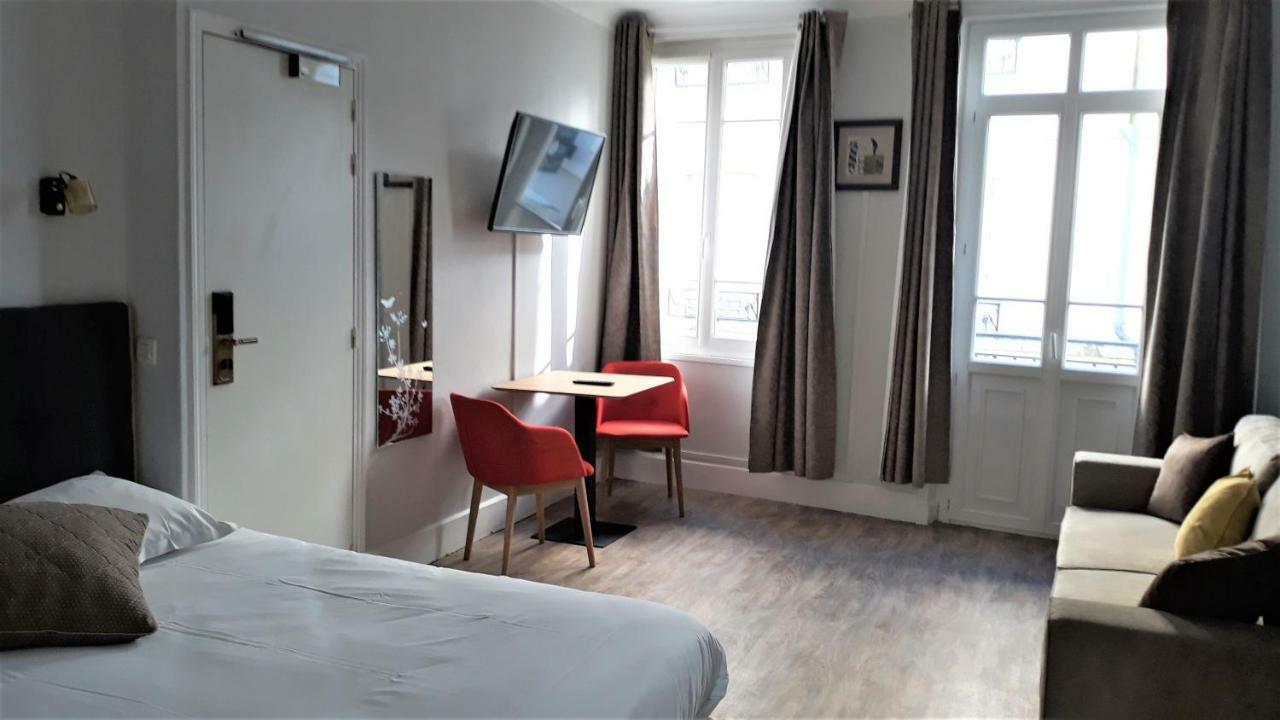 Hotel Le Reynita Трувил сюр Мер Екстериор снимка