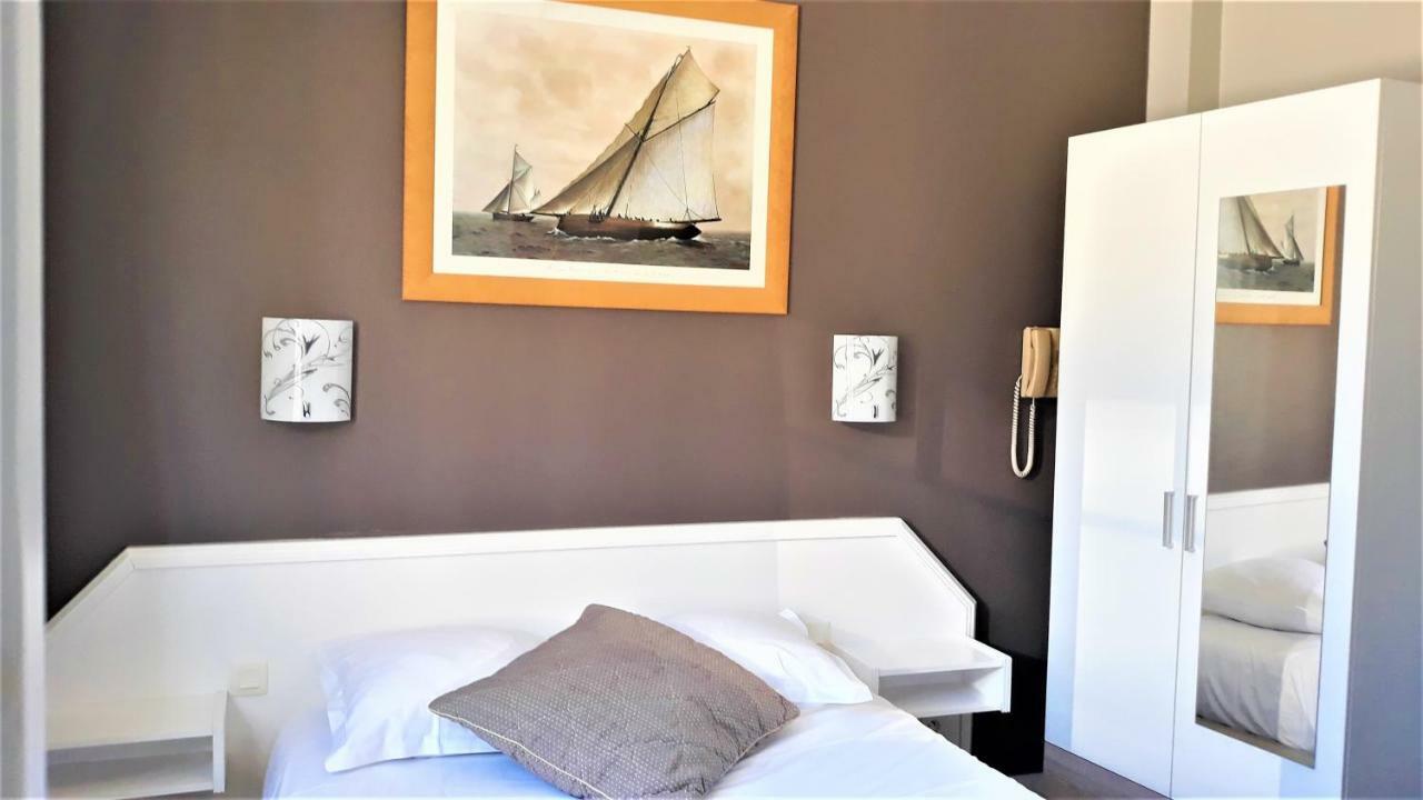 Hotel Le Reynita Трувил сюр Мер Екстериор снимка